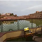 Lakeside Inn Ratanada